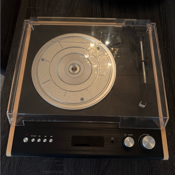 Black record player - Picture 5 of 5